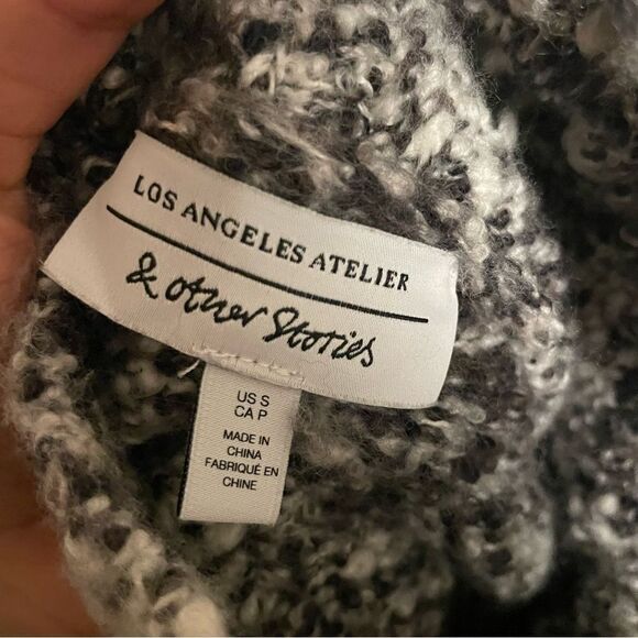 & Other Stories Marled Wool Turtleneck Kangaroo Pocket Sweater- Size Small - Picture 9 of 10